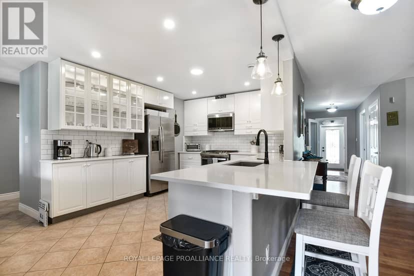 1367 Hallecks Road E, Elizabethtown-Kitley, photo 7
