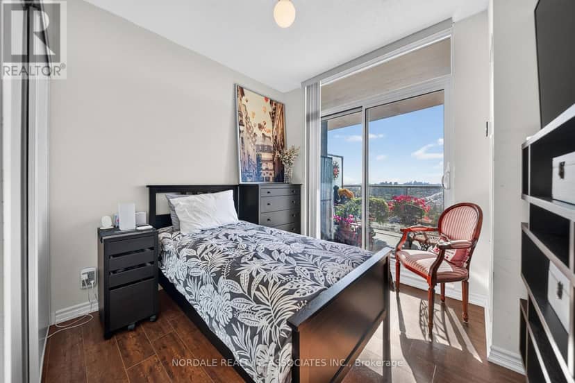 2103 - 1328 Birchmount Road, Toronto, photo 3
