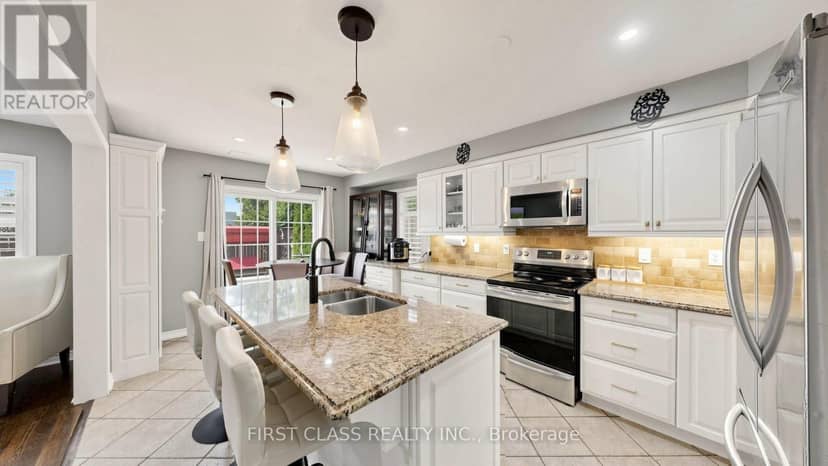 3433 Sunlight Street — photo 13 of 40