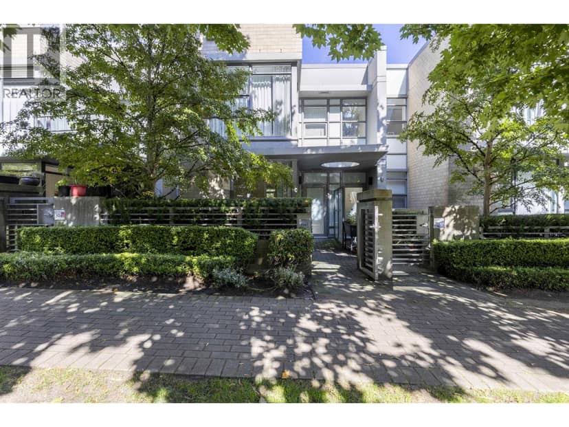 TH1 9188 UNIVERSITY CRESCENT, Burnaby