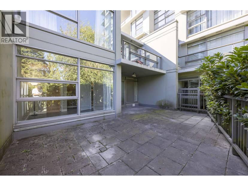 TH1 9188 UNIVERSITY CRESCENT, Burnaby, photo 4