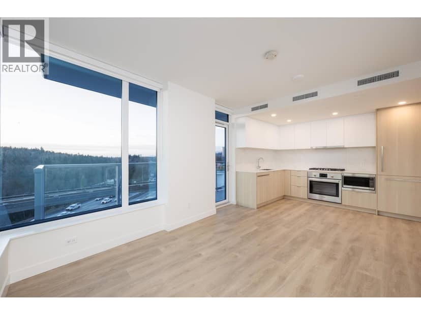 802 308 ALDERSON AVENUE, Coquitlam, photo 2