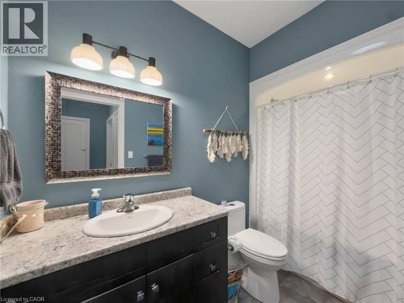 9 POSTMA Drive — photo 27 of 40