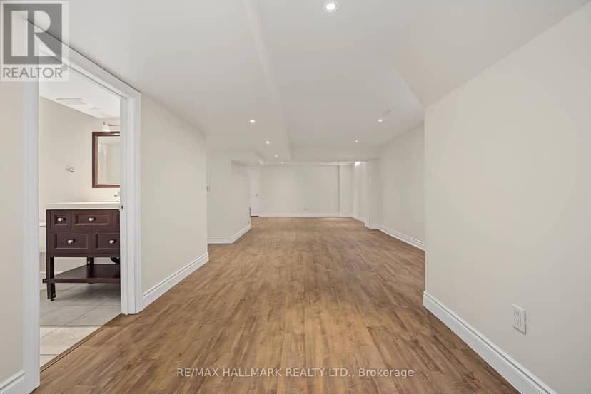 329 Kingsbridge Garden Circle — photo 26 of 40