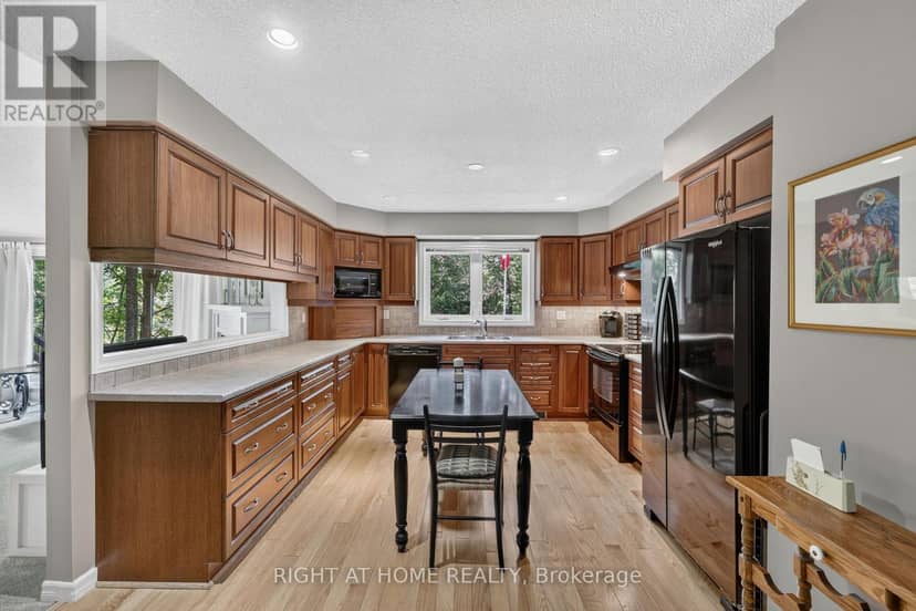 5 Pine Point — photo 10 of 40