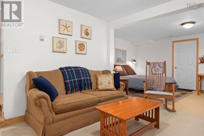 240 Beaver Drive — photo 31 of 40