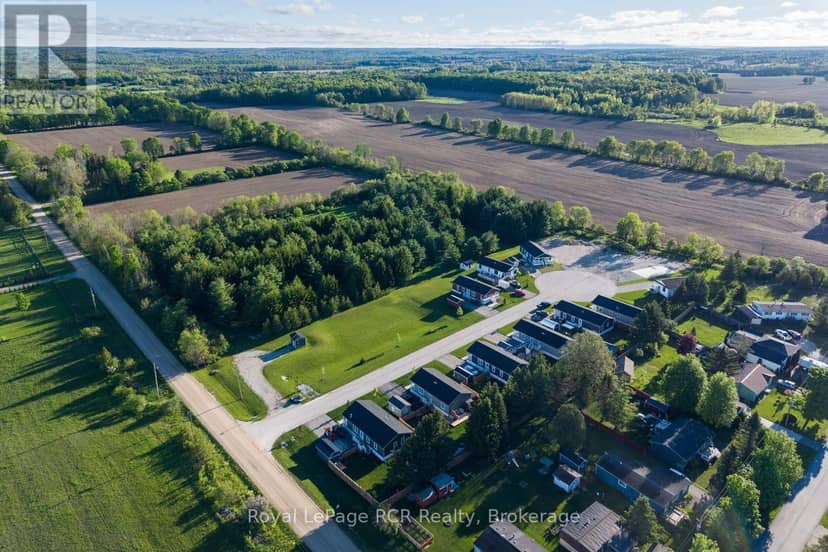 210 Spruce Drive, West Grey, photo 3