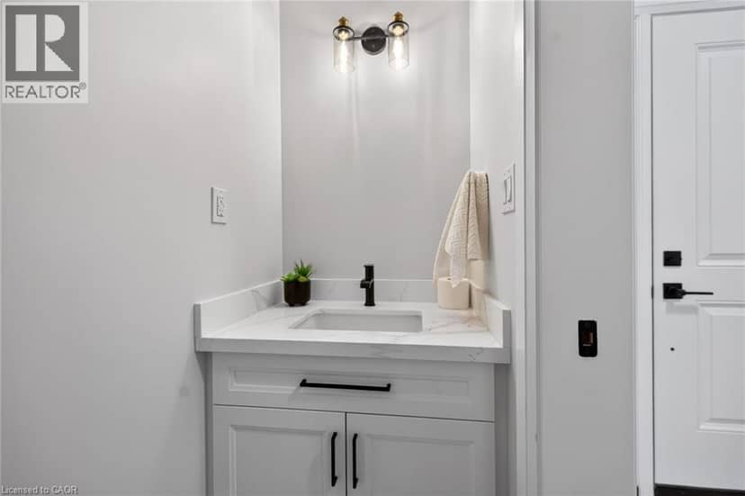 45B HOWARD Street, Hagersville, photo 5