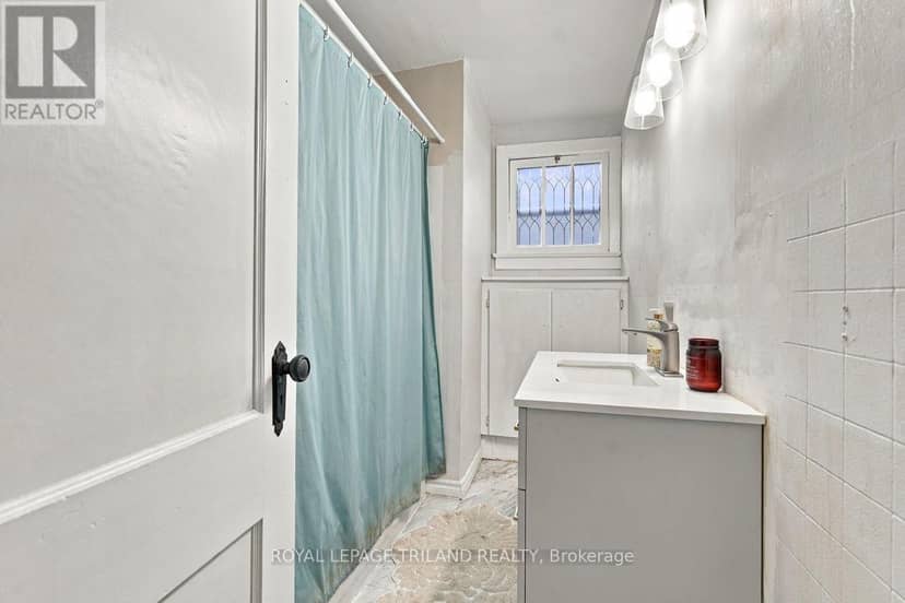56-58 Frank Street — photo 10 of 40