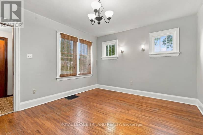 56-58 Frank Street — photo 13 of 40