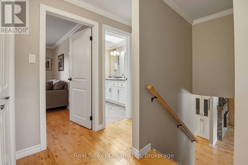 126 5th Avenue E — photo 17 of 40