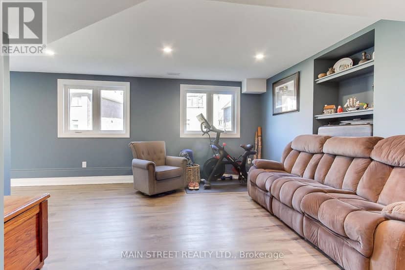 90 Kingknoll Crescent — photo 32 of 39