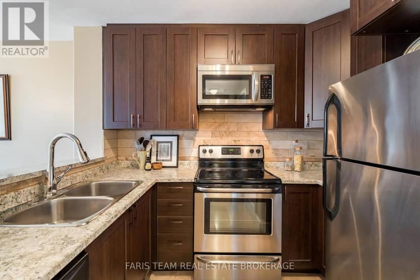 508 - 140 Dunlop Street E — photo 7 of 35