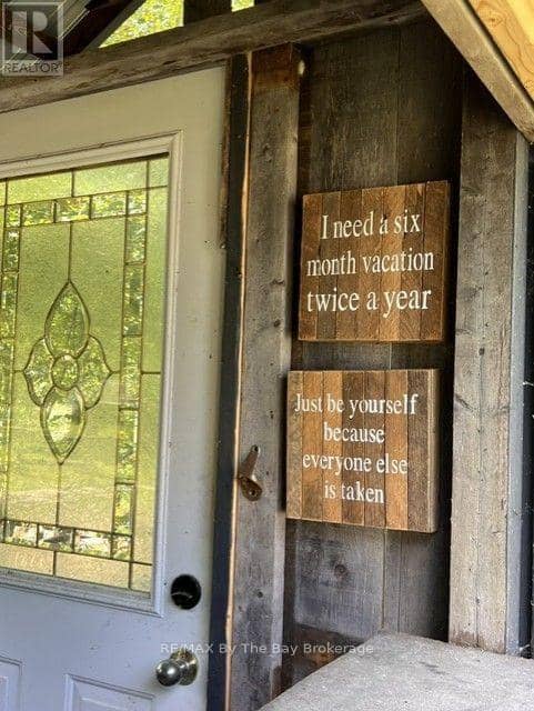 82 Mary Street — photo 9 of 20