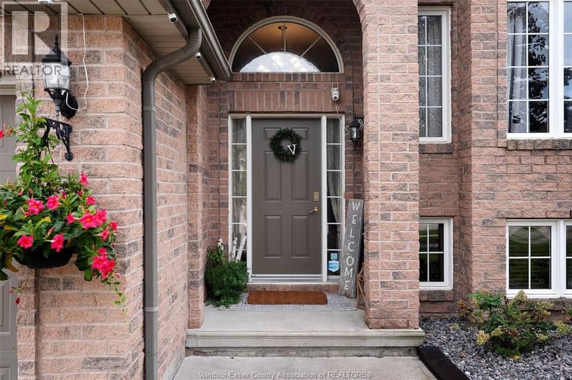1131 King Louis — photo 6 of 40