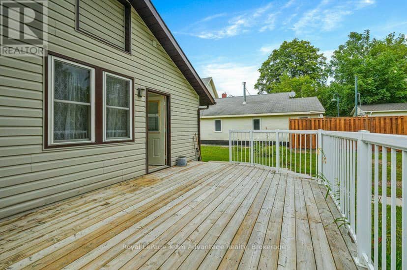 111 Gibson St Street, Parry Sound, photo 7