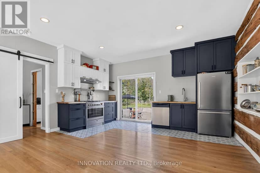 120 Maitland Street — photo 15 of 40