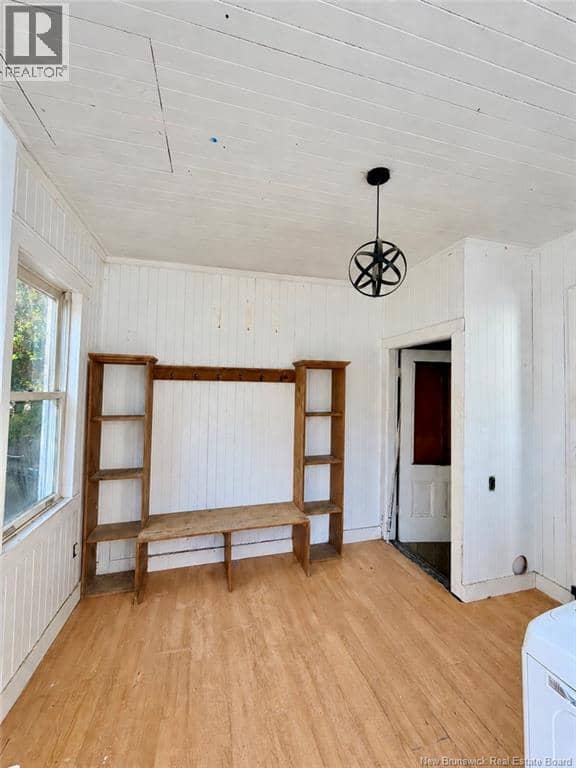 39 Manse Street — photo 7 of 17