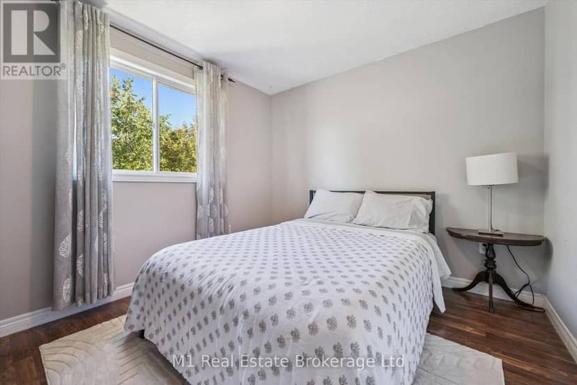 106 Bellamy Crescent — photo 15 of 38