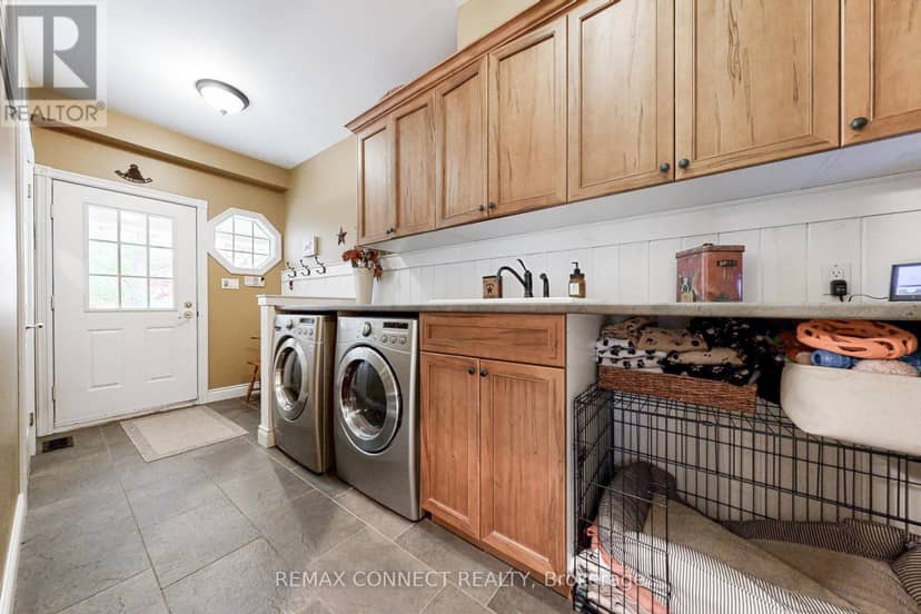 1436 Highbush Trail — photo 17 of 40