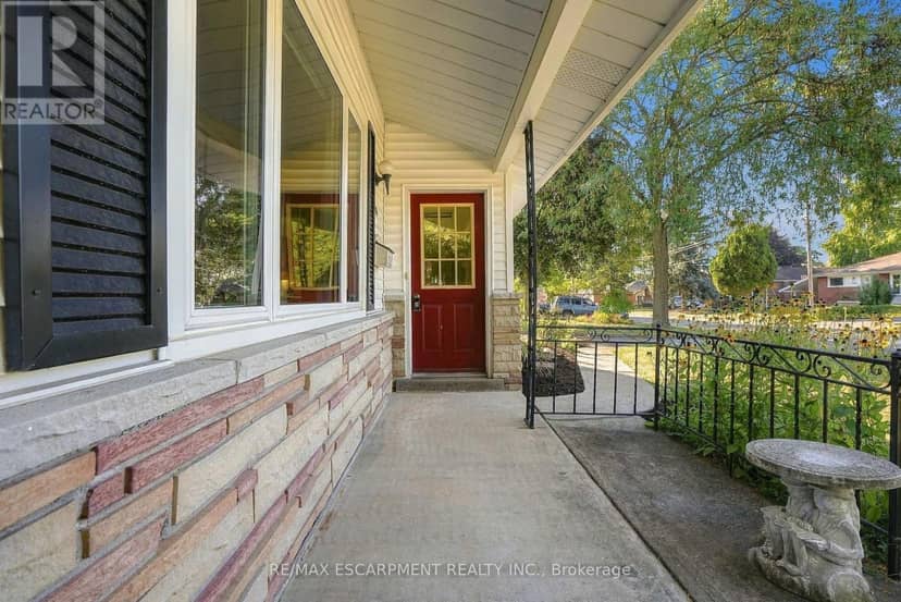 1267 Dunbar Road — photo 2 of 29