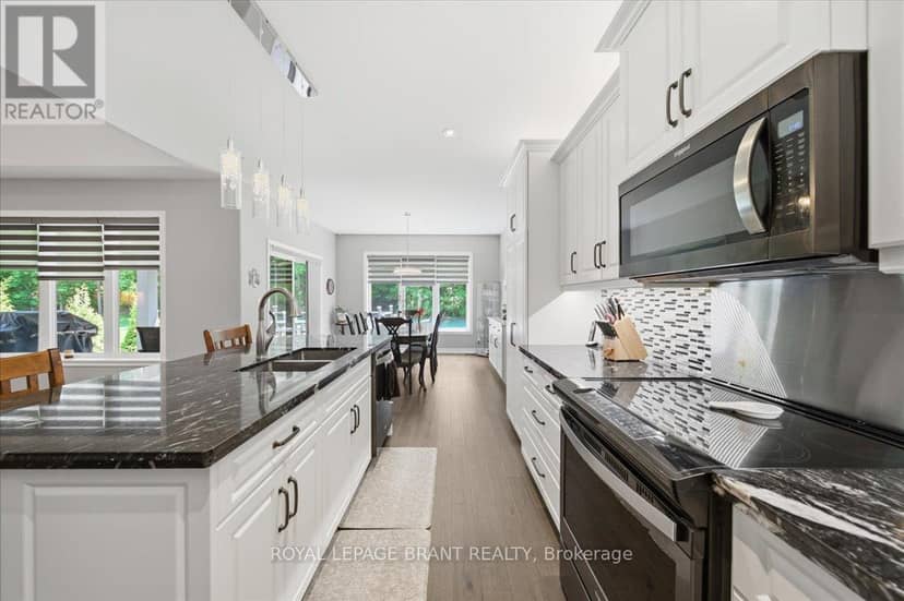 4 Lynndale Road — photo 12 of 40