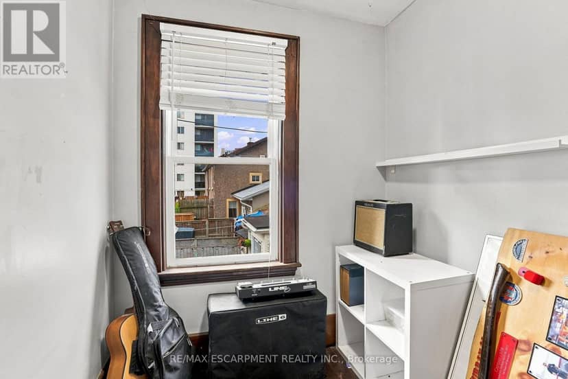83 Napier Street — photo 15 of 18