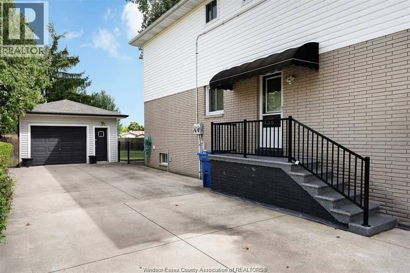 3138 Hartley Drive — photo 6 of 40