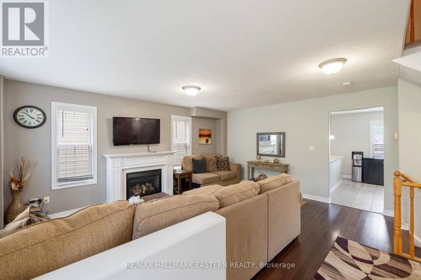 247 Bowen Drive — photo 12 of 40