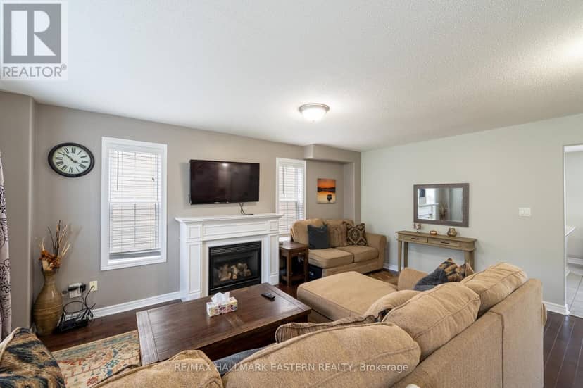 247 Bowen Drive — photo 13 of 40