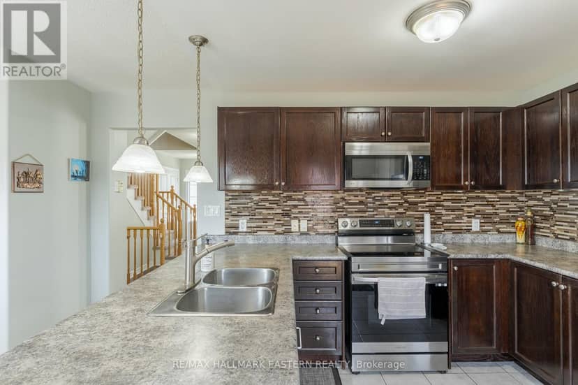 247 Bowen Drive — photo 16 of 40