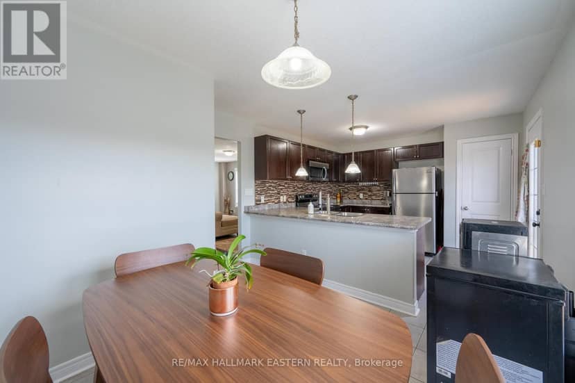 247 Bowen Drive — photo 20 of 40