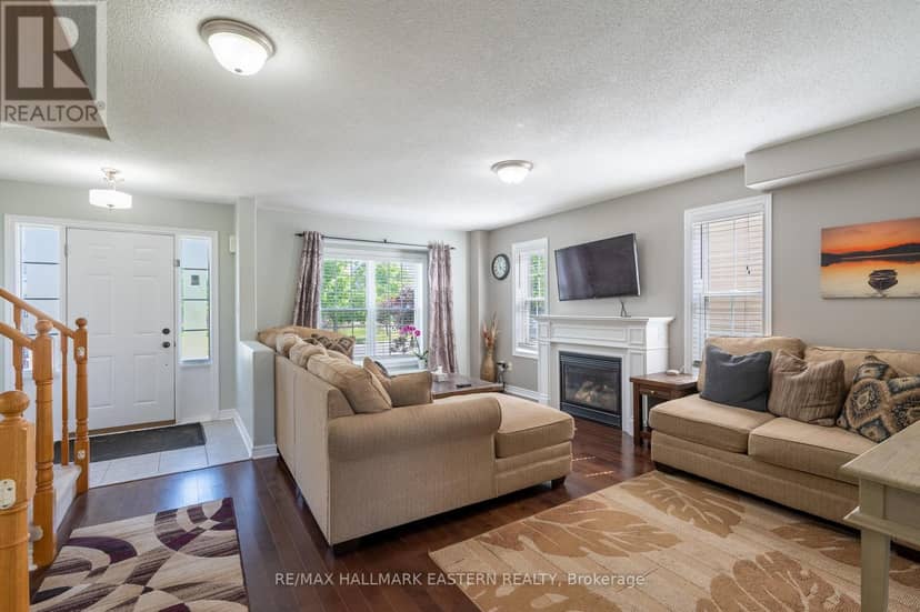 247 Bowen Drive — photo 7 of 40