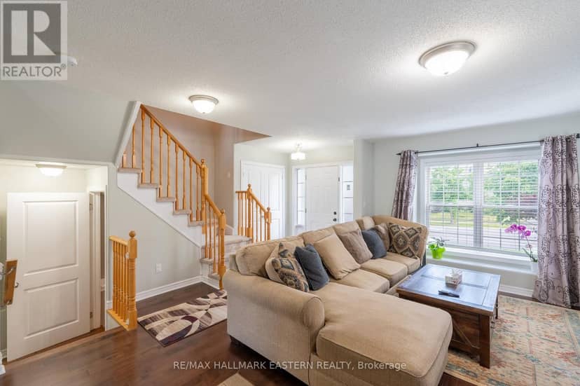247 Bowen Drive — photo 9 of 40