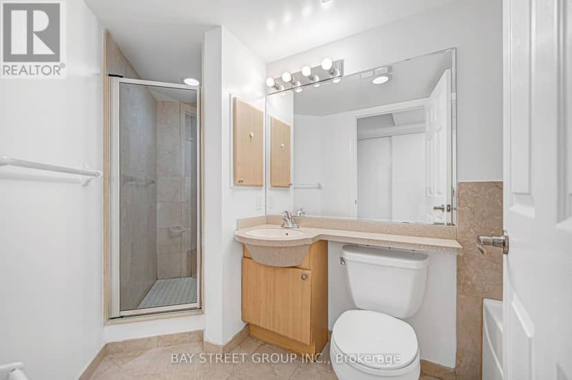 4105 - 763 Bay Street — photo 38 of 40