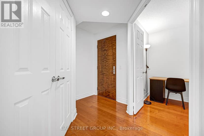 4105 - 763 Bay Street, Toronto, photo 7