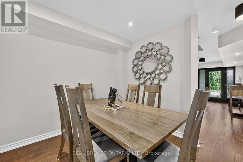 30 Masters Crescent — photo 11 of 40
