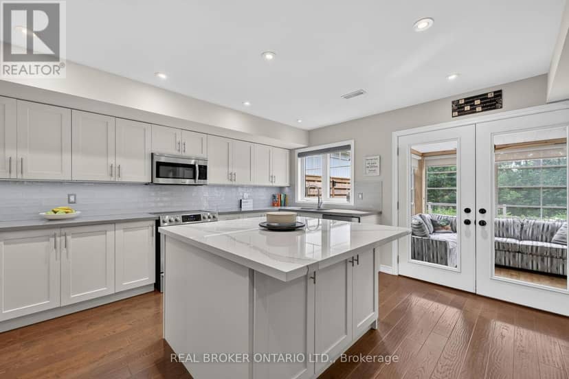 30 Masters Crescent — photo 13 of 40