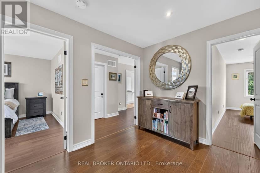 30 Masters Crescent — photo 23 of 40