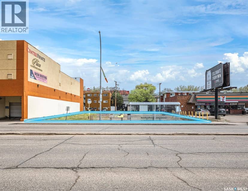 2151 Broad Street, Regina, photo 2