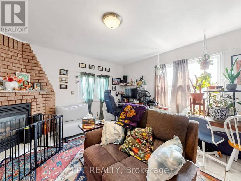 303 Oakwood Avenue — photo 15 of 32