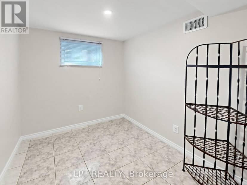 303 Oakwood Avenue — photo 22 of 32