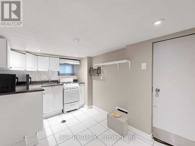 303 Oakwood Avenue — photo 27 of 32