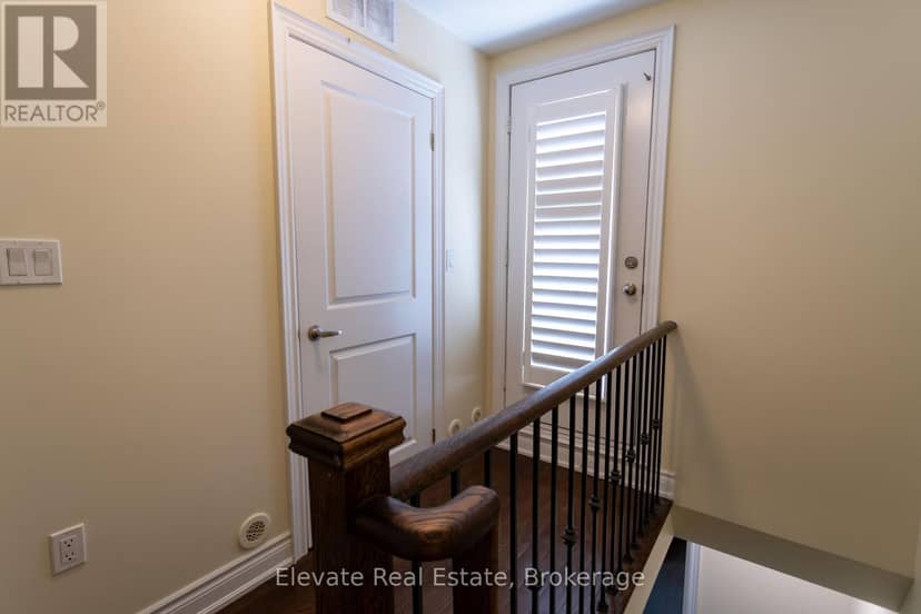 1 - 1 Hargrave Lane — photo 27 of 36