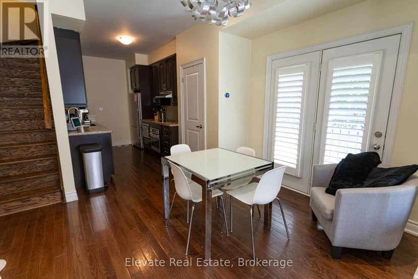1 - 1 Hargrave Lane — photo 8 of 36