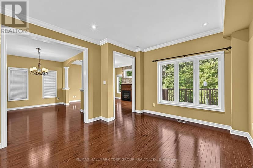 383 Gilpin Drive, Newmarket, photo 6