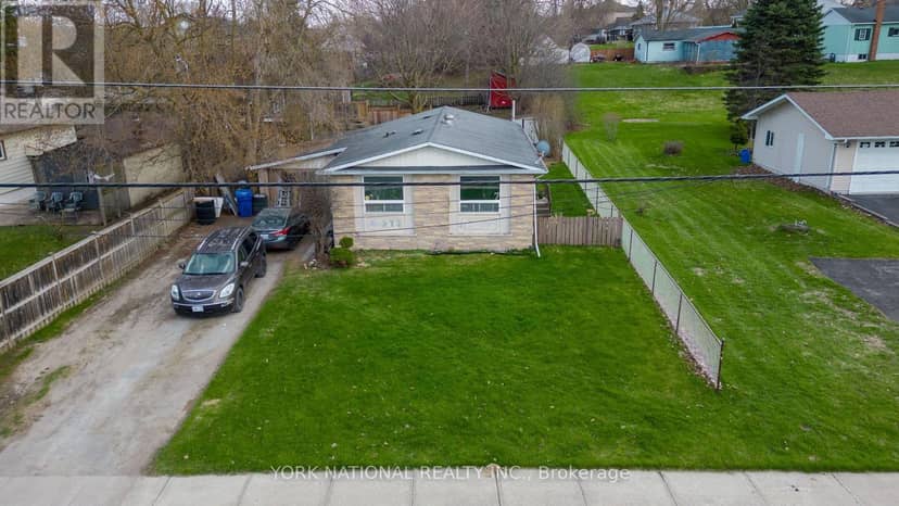 7 Bradford Street — photo 6 of 6
