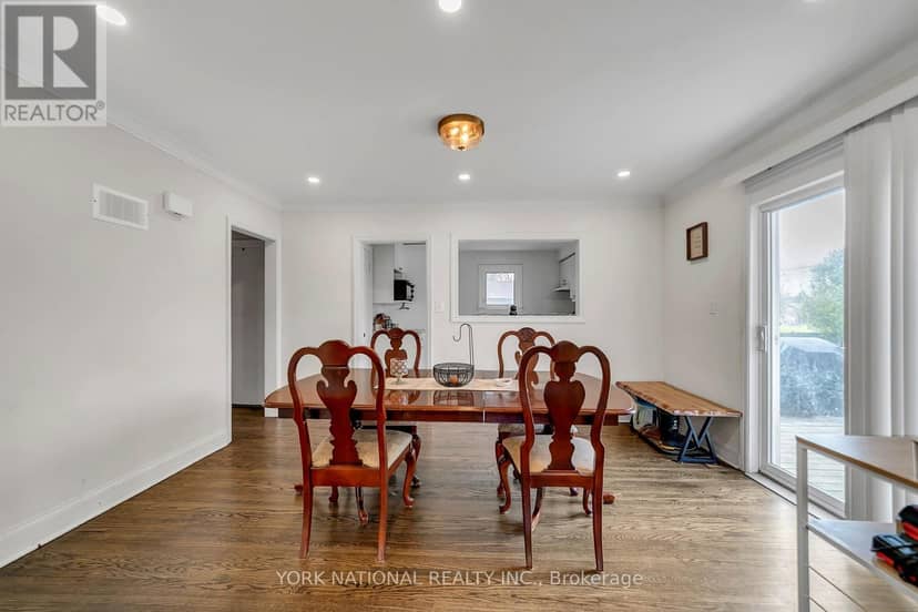 19392 Yonge Street — photo 12 of 17