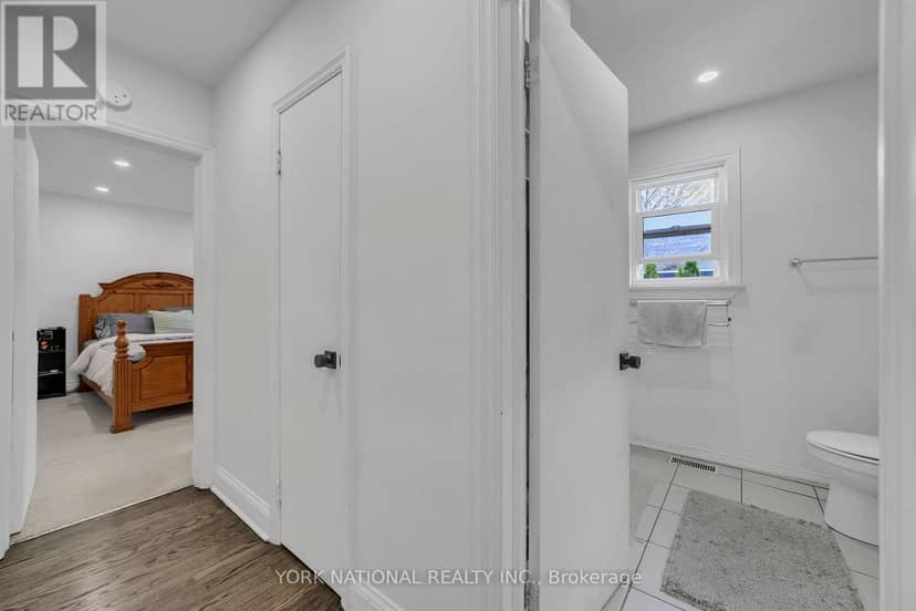 19392 Yonge Street — photo 15 of 17