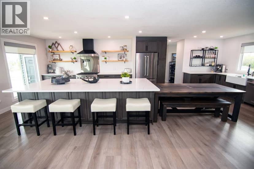 264057 562 Avenue E, Rural Foothills County, photo 5